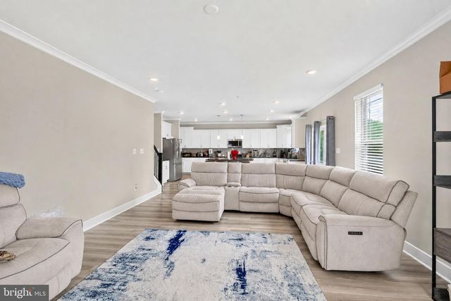 4294 SHAKESPEARE CIR, White Plains, MD 20695