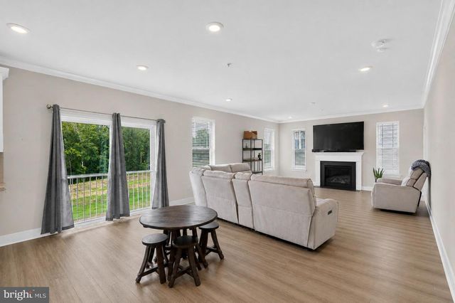 4294 SHAKESPEARE CIR, White Plains, MD 20695