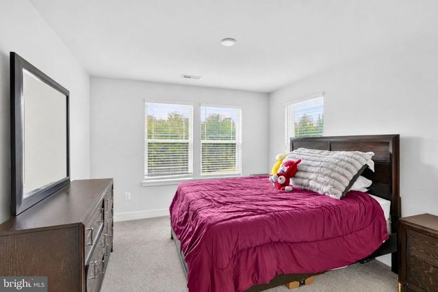 4294 SHAKESPEARE CIR, White Plains, MD 20695