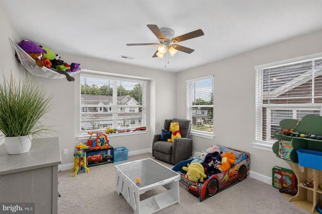 4294 SHAKESPEARE CIR, White Plains, MD 20695