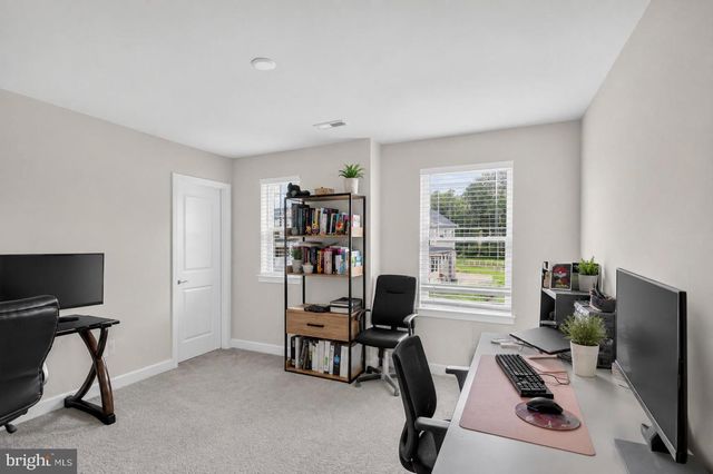 4294 SHAKESPEARE CIR, White Plains, MD 20695