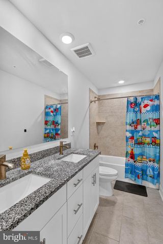 4294 SHAKESPEARE CIR, White Plains, MD 20695