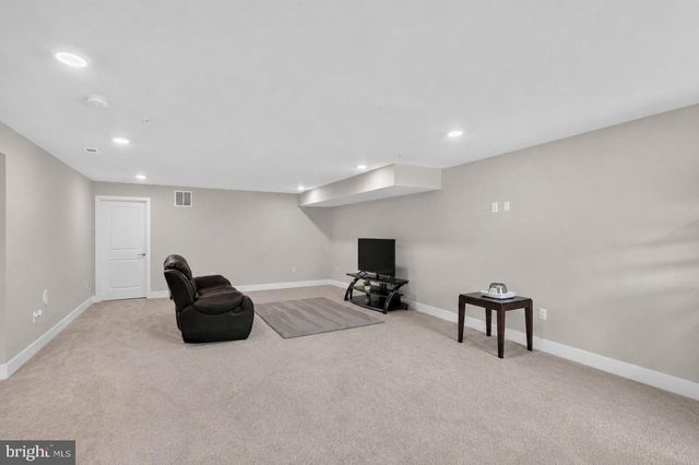 4294 SHAKESPEARE CIR, White Plains, MD 20695