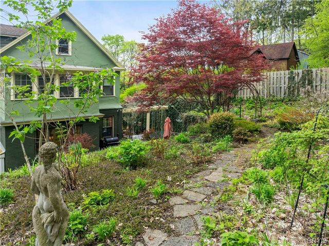 114 Scottholm, Syracuse, NY 13224