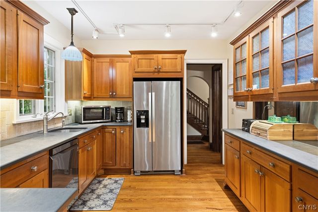 114 Scottholm, Syracuse, NY 13224