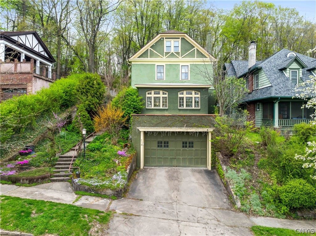 114 Scottholm, Syracuse, NY 13224