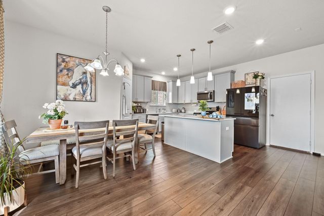 446 Grace Lilly DR, Buda, TX 78610