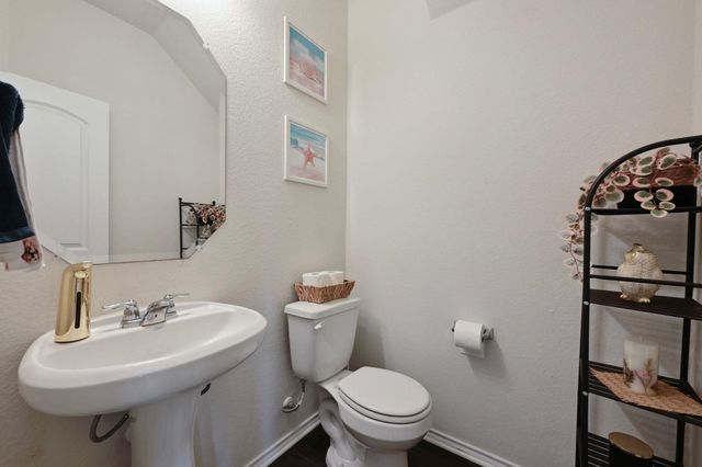 446 Grace Lilly DR, Buda, TX 78610