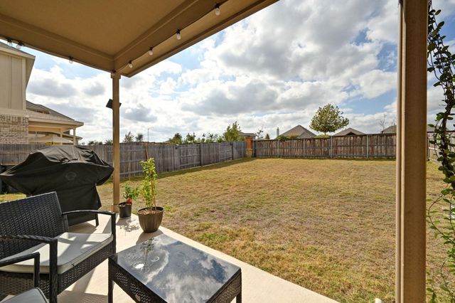 446 Grace Lilly DR, Buda, TX 78610