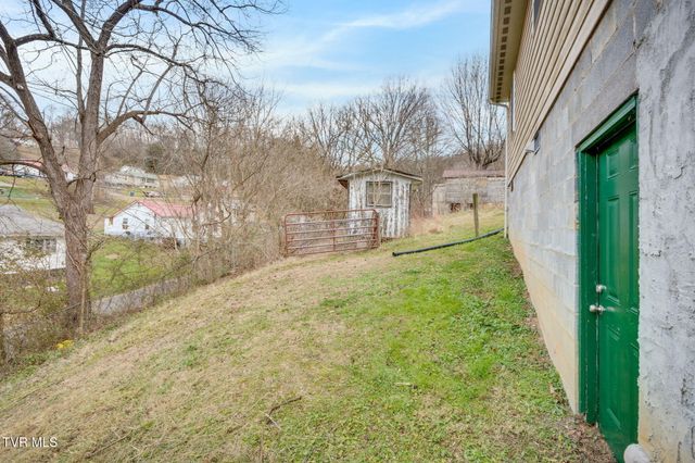119 Henard Town Road, Rogersville, TN 37857
