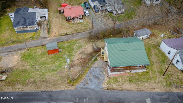 119 Henard Town Road, Rogersville, TN 37857