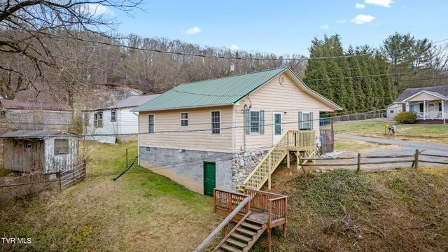 119 Henard Town Road, Rogersville, TN 37857