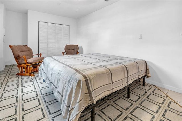 1002 SW 142nd CT, Miami, FL 33184