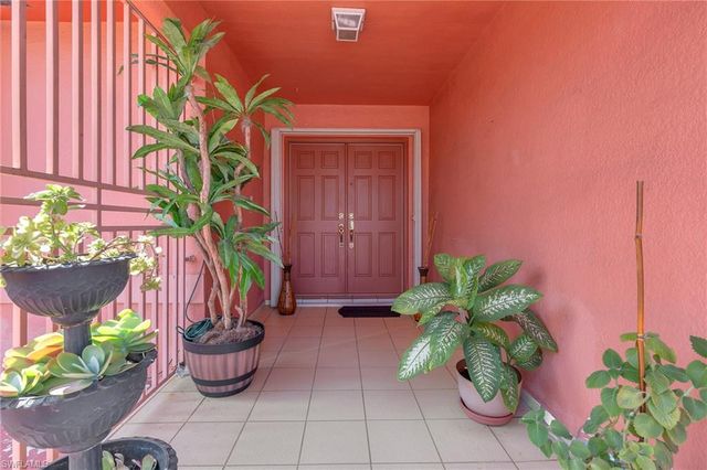 1002 SW 142nd CT, Miami, FL 33184