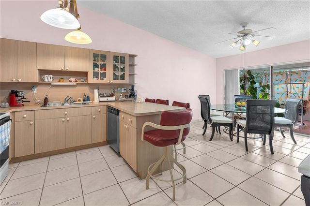 1002 SW 142nd CT, Miami, FL 33184