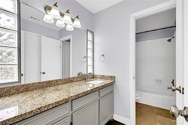817 Cimarron Drive, Mission, TX 78572
