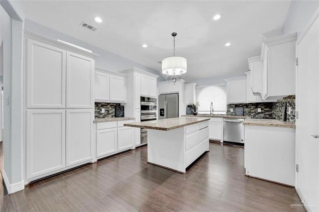 817 Cimarron Drive, Mission, TX 78572