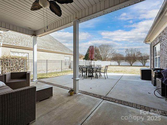 4562 Lanstone Court SW, Concord, NC 28027