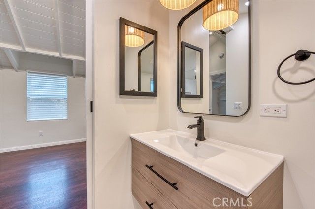 368 Oak B, Laguna Beach, CA 92651