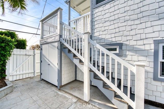 368 Oak B, Laguna Beach, CA 92651