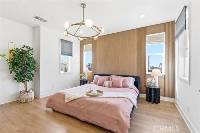 188 Merit, Irvine, CA 92618