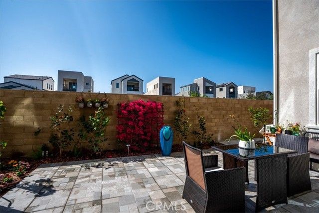 188 Merit, Irvine, CA 92618