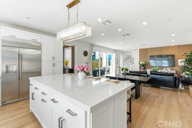 188 Merit, Irvine, CA 92618