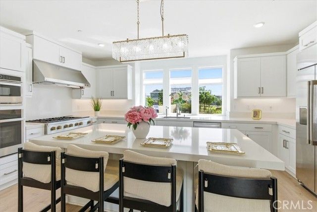 188 Merit, Irvine, CA 92618