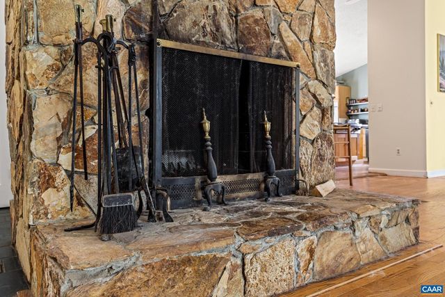 1880 NORTH PANTOPS DR, Charlottesville, VA 22911