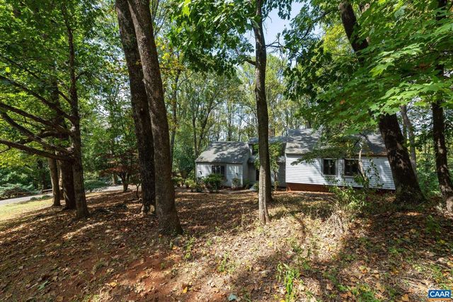 1880 NORTH PANTOPS DR, Charlottesville, VA 22911