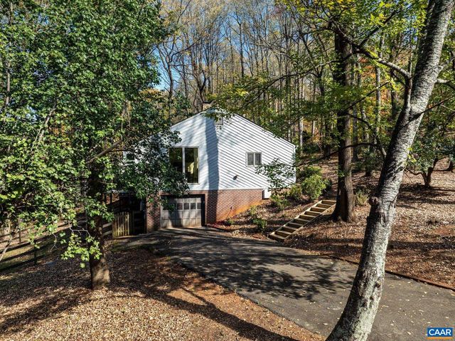 1880 NORTH PANTOPS DR, Charlottesville, VA 22911