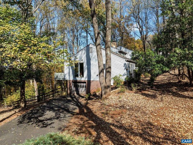 1880 NORTH PANTOPS DR, Charlottesville, VA 22911
