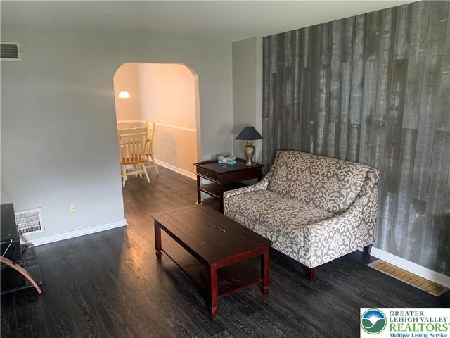 449 East Garrison Street, Bethlehem City, PA 18018
