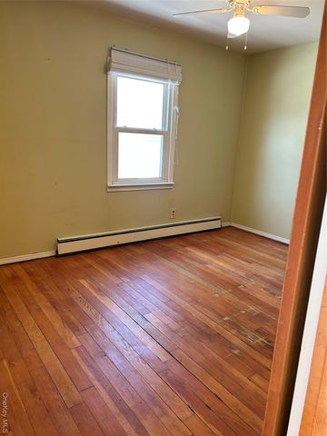 43 2nd Street 2nd Floor, Ronkonkoma, NY 11779