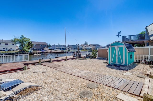 30 W Mohawk Drive, Little Egg Harbor, NJ 08087