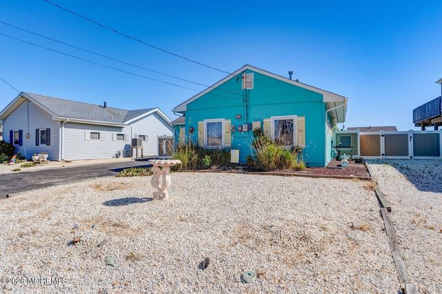 30 W Mohawk Drive, Little Egg Harbor, NJ 08087