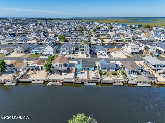 30 W Mohawk Drive, Little Egg Harbor, NJ 08087