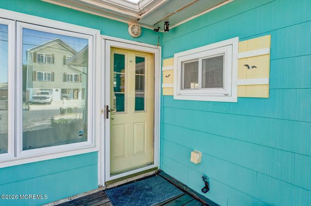 30 W Mohawk Drive, Little Egg Harbor, NJ 08087