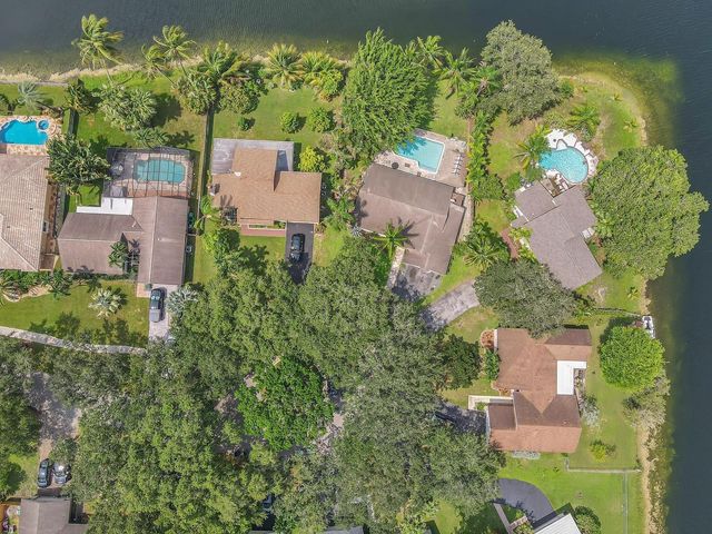 12003 Flicker Way, Hollywood, FL 33026