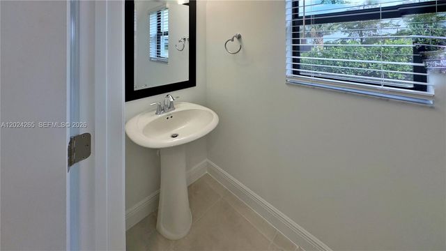 5021 Coquina Pl 5021, Westlake, FL 33470