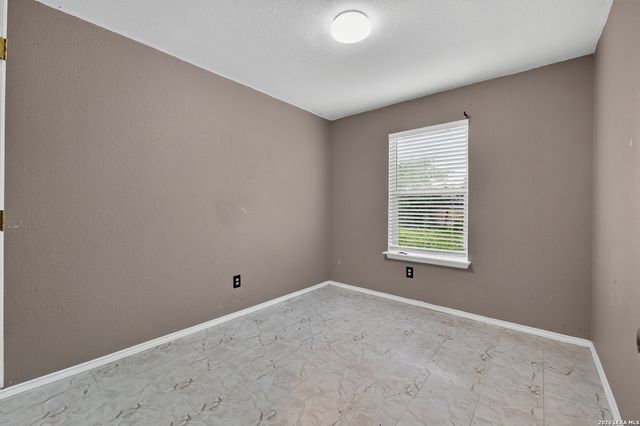 9684 SHOREBIRD LANE, San Antonio, TX 78245