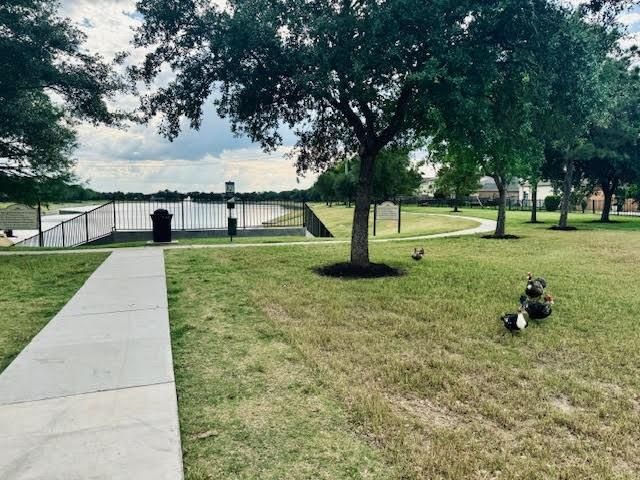 5318 Cilantro Lane, Baytown, TX 77521