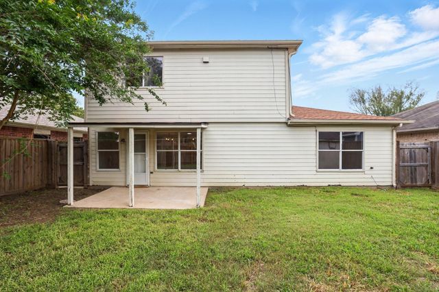 5318 Cilantro Lane, Baytown, TX 77521