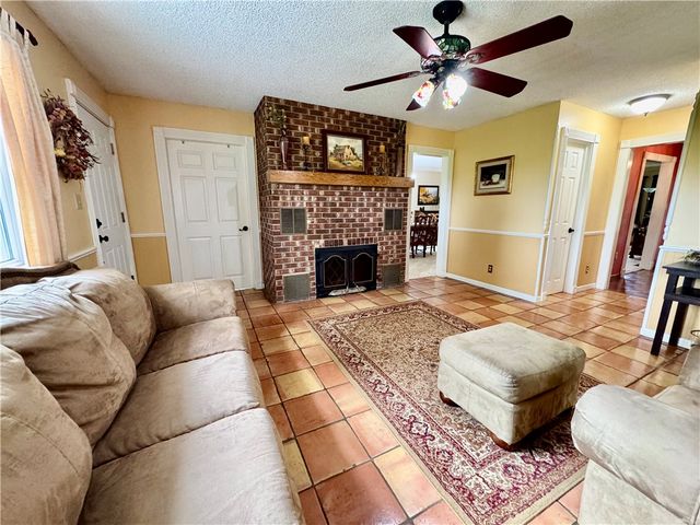 15196 Cincinnati Creek Road, Summers, AR 72769