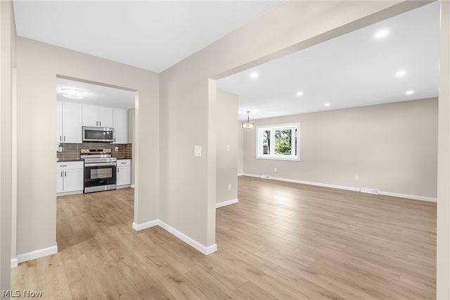 6145 Winchester Drive, Seven Hills, OH 44131