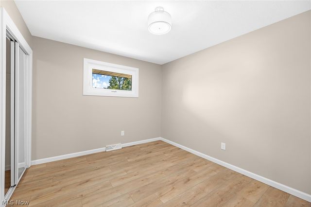 6145 Winchester Drive, Seven Hills, OH 44131