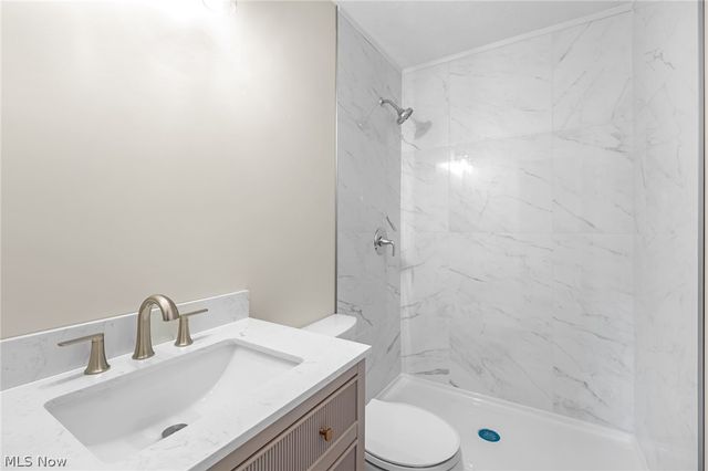 6145 Winchester Drive, Seven Hills, OH 44131