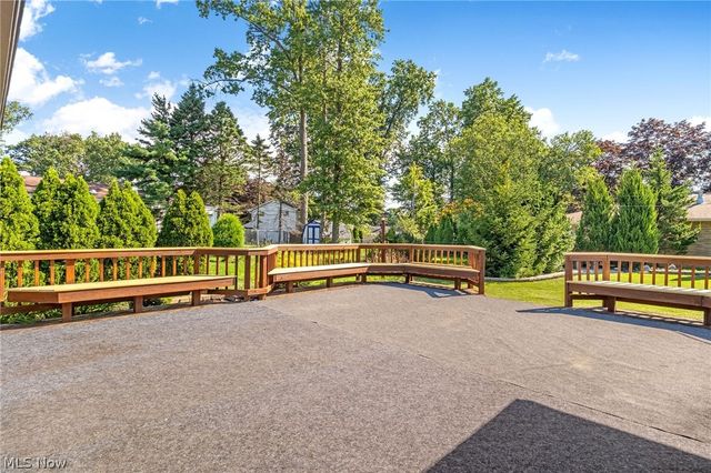 6145 Winchester Drive, Seven Hills, OH 44131