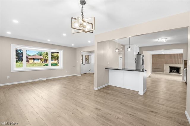 6145 Winchester Drive, Seven Hills, OH 44131