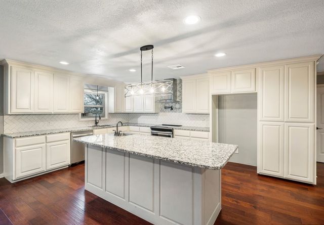 433 sharron, Woodway, TX 76712